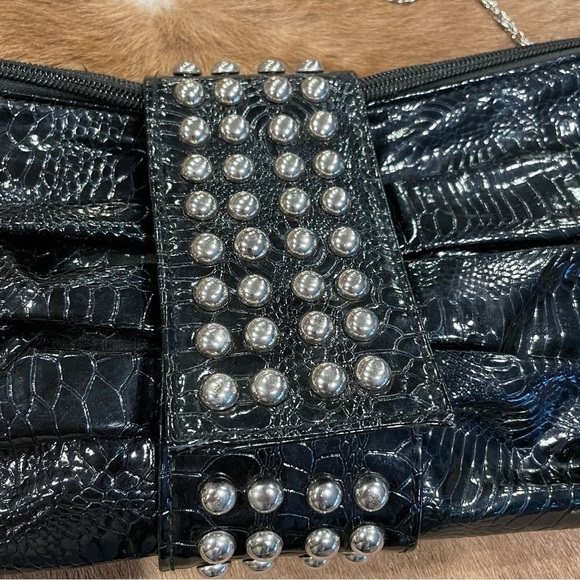I Squared Black Patent Studded Ruffle Clutch Shoulder Bag - Picture 2 of 7
